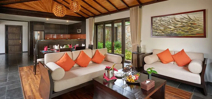 Ảnh Pool Villa 3-Bedroom Ocean View 3
