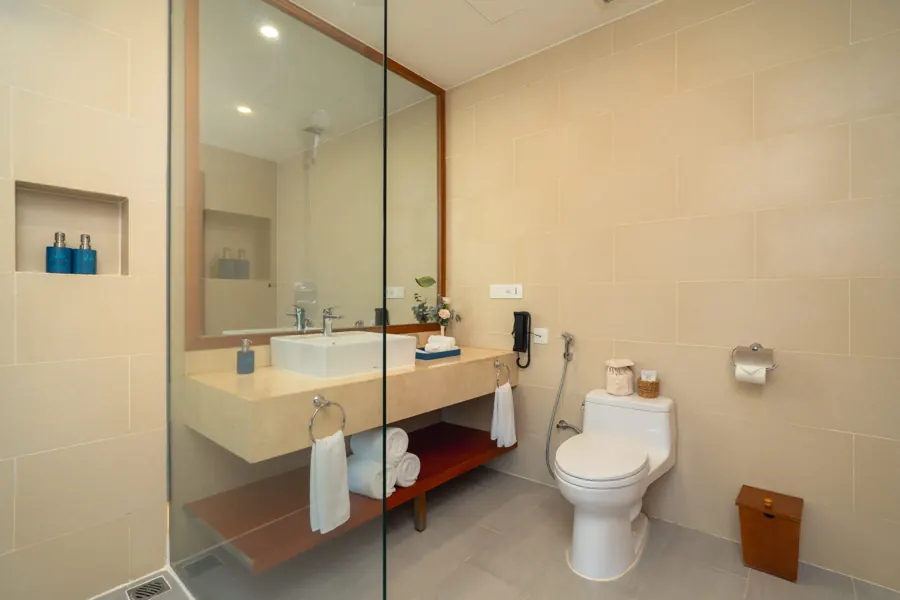 Ảnh Deluxe Ocean with Bathtub 3