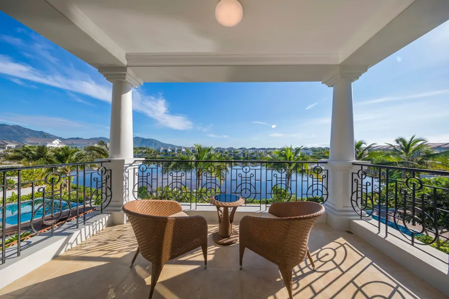 Ảnh Villa 4 phòng ngủ hướng hồ, hồ bơi riêng 2